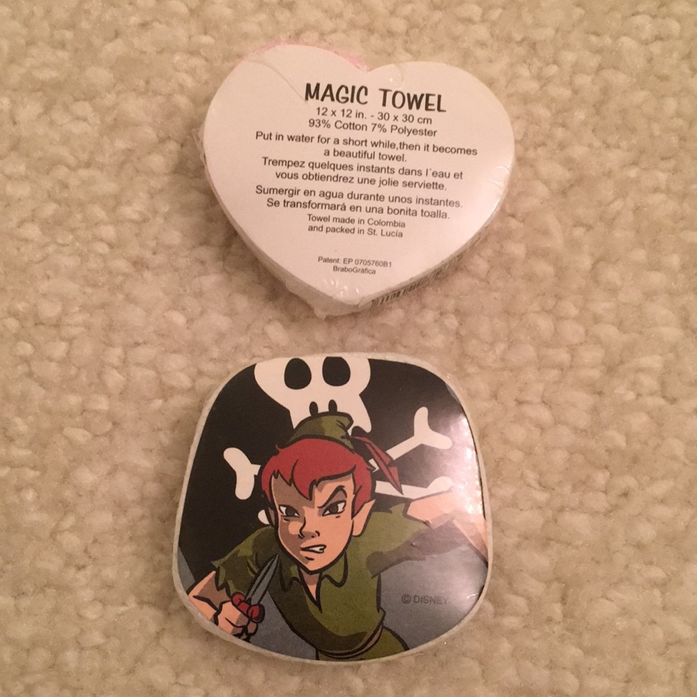 Disney magic expanding wash cloth towels Peter Pan & Mini Mouse NWT - Picture 1 of 8